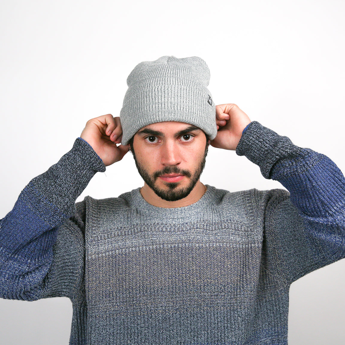 Two Toned Beanie Gray – Chillmeister